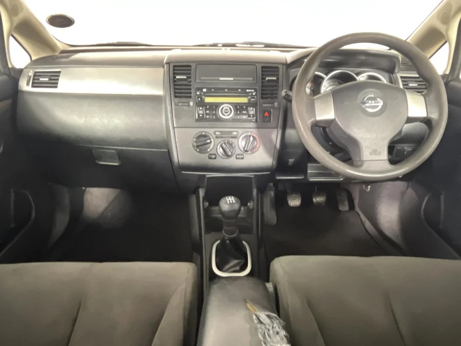 Used 2010 Nissan Tiida sedan 1.6 Acenta - WeBuyCars Epping Used 2010 Nissan Tiida sedan 1.6 Acenta - WeBuyCars Epping