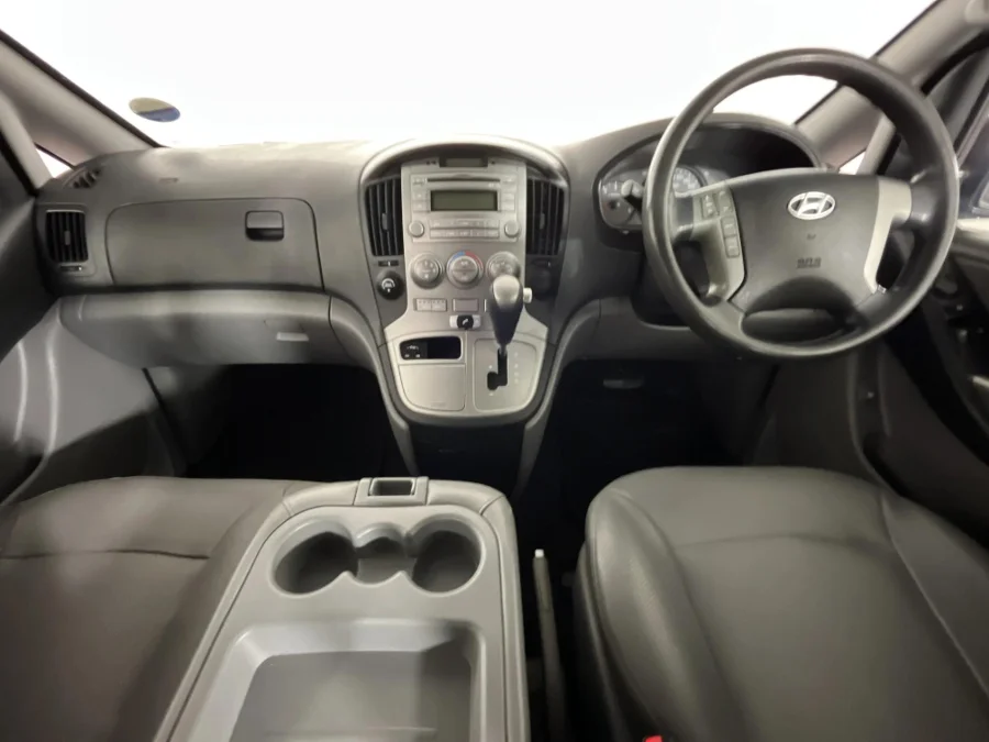 Used 2014 Hyundai H-1 2.5VGTi bus GLS - WeBuyCars The Dome