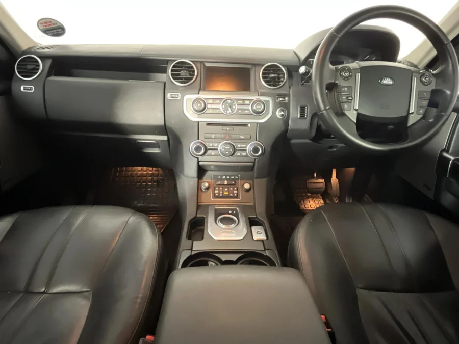 Used 2013 Land Rover Discovery SDV6 SE - WeBuyCars Epping Used 2013 Land Rover Discovery SDV6 SE - WeBuyCars Epping