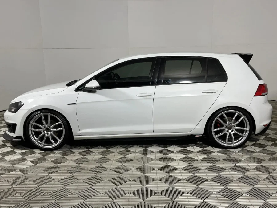 Used 2015 Volkswagen Golf 1.4TSI Comfortline auto - WeBuyCars Germiston Used 2015 Volkswagen Golf 1.4TSI Comfortline auto - WeBuyCars Germiston