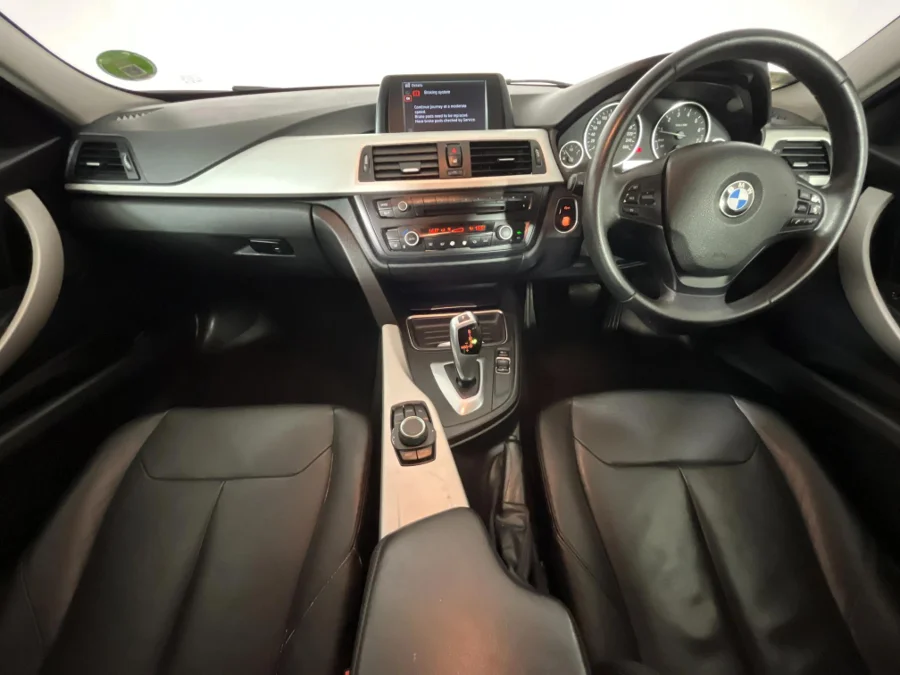 Used 2013 BMW 3 Series 320i sports-auto - WeBuyCars Epping Used 2013 BMW 3 Series 320i sports-auto - WeBuyCars Epping