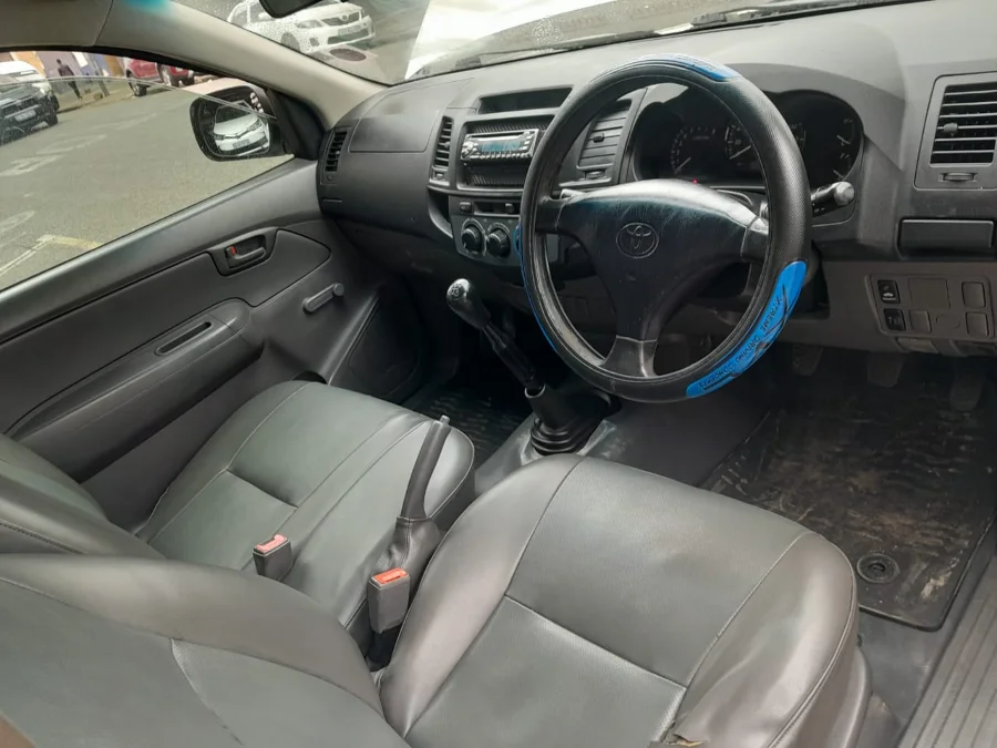 Used 2016 Toyota Hilux 2.7 S - Carmart Auto Dealer