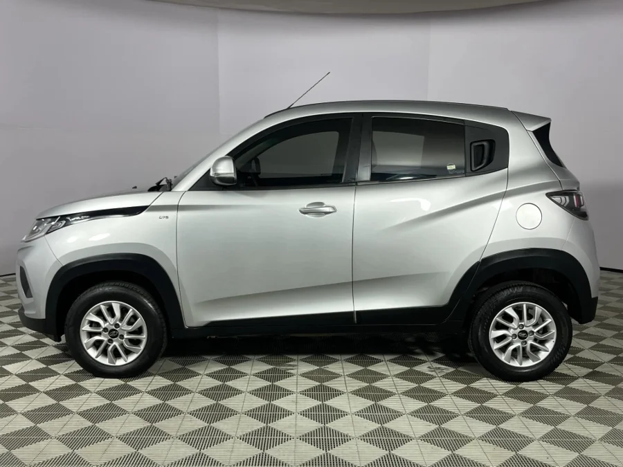 Used 2021 Mahindra KUV100 Nxt 1.2TD D75 K6+ - WeBuyCars Durban