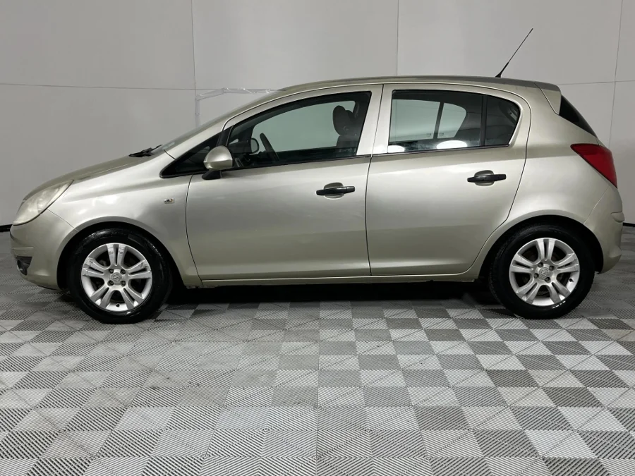 Used 2009 Opel Corsa 1.4 Essentia - WeBuycars East London Used 2009 Opel Corsa 1.4 Essentia - WeBuycars East London
