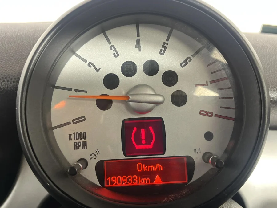 Used 2012 MINI Hatch Cooper - WeBuyCars Silverlakes Used 2012 MINI Hatch Cooper - WeBuyCars Silverlakes