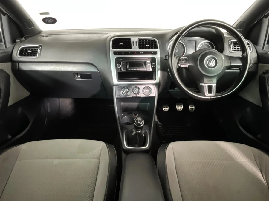 Used 2013 Volkswagen Cross Polo 1.6TDI Comfortline Urban Ice - WeBuyCars Silverlakes Used 2013 Volkswagen Cross Polo 1.6TDI Comfortline Urban Ice - WeBuyCars Silverlakes