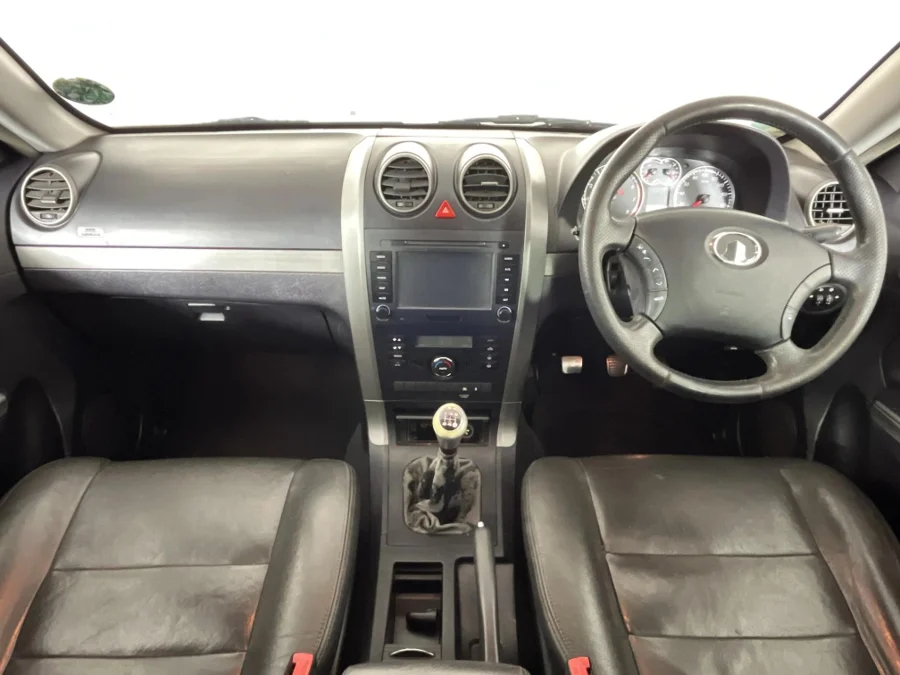 Used 2011 GWM H5 2.4 Lux - WeBuyCars The Dome Used 2011 GWM H5 2.4 Lux - WeBuyCars The Dome