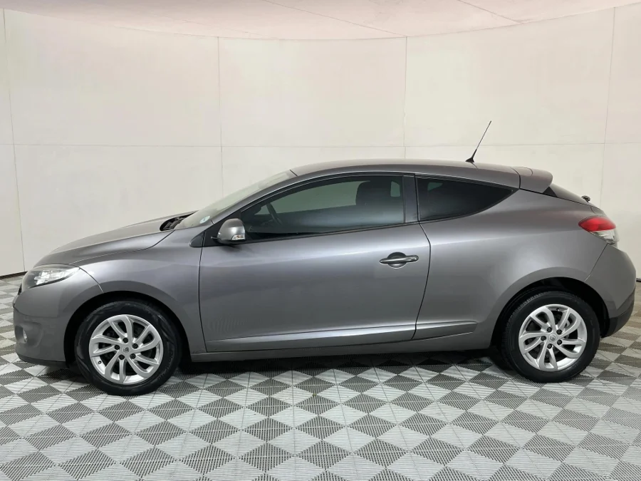 Used 2014 Renault Megane coupe 81kW Dynamique - WeBuyCars JHB South