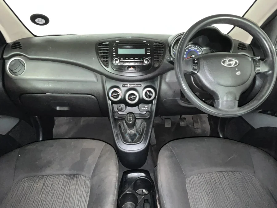 Used 2017 Hyundai i10 1.1 Motion - WeBuyCars Durban