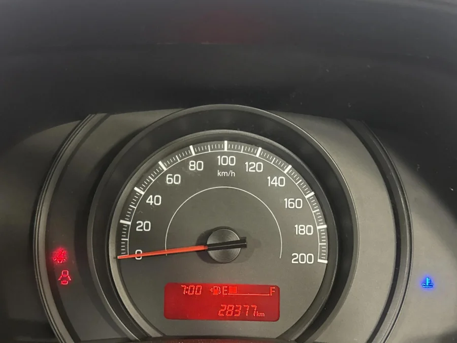 Used 2024 Suzuki Swift 1.2 GA - WeBuyCars JHB South Used 2024 Suzuki Swift 1.2 GA - WeBuyCars JHB South