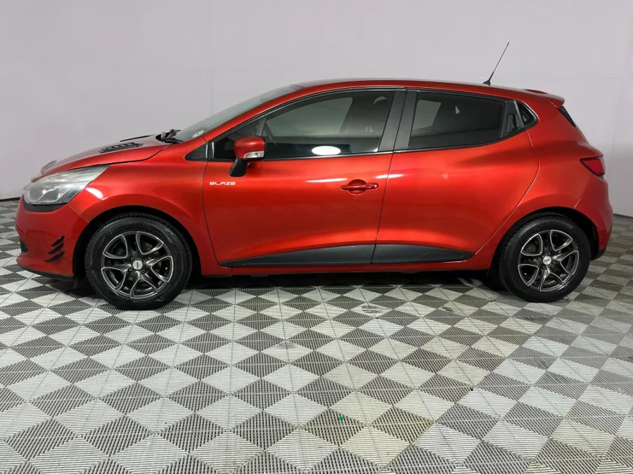 Used 2016 Renault Clio 66kW turbo Blaze - WeBuyCars Epping