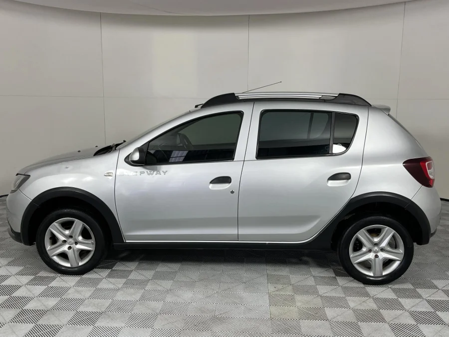 Used 2016 Renault Sandero Stepway 66kW turbo - WeBuyCars Mbombela