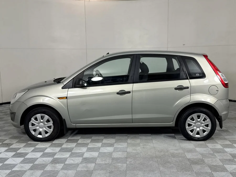 Used 2015 Ford Figo 1.4TDCi Ambiente - WeBuyCars Midstream