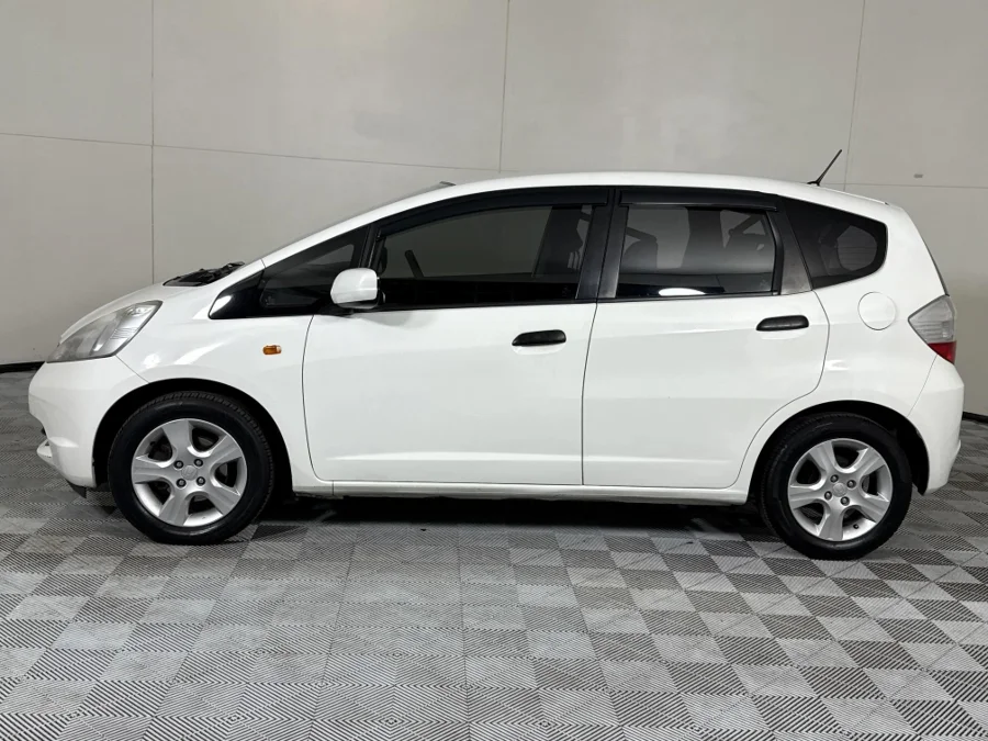 Used 2010 Honda Jazz 1.4 LX - WeBuyCars Midstream