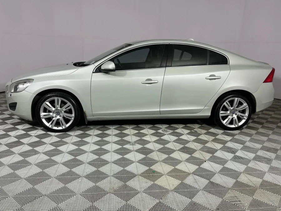 Used 2012 Volvo S60 T4 Powershift - WeBuyCars Epping Used 2012 Volvo S60 T4 Powershift - WeBuyCars Epping