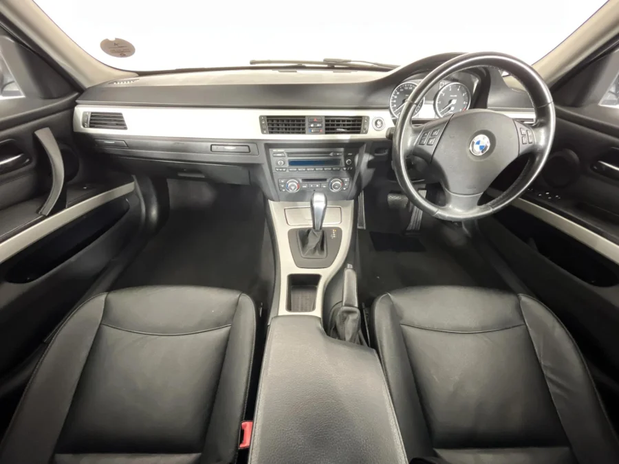 Used 2011 BMW 3 Series 320i Exclusive auto - WeBuycars East London Used 2011 BMW 3 Series 320i Exclusive auto - WeBuycars East London