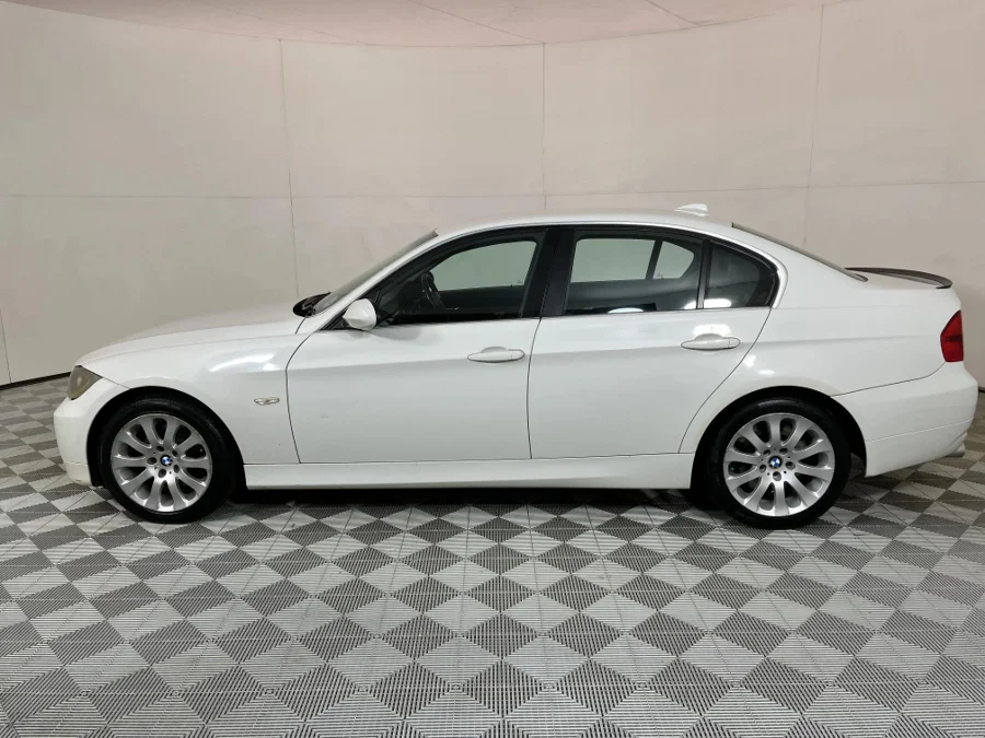 Used 2006 BMW 3 Series 330i - WeBuyCars JHB South