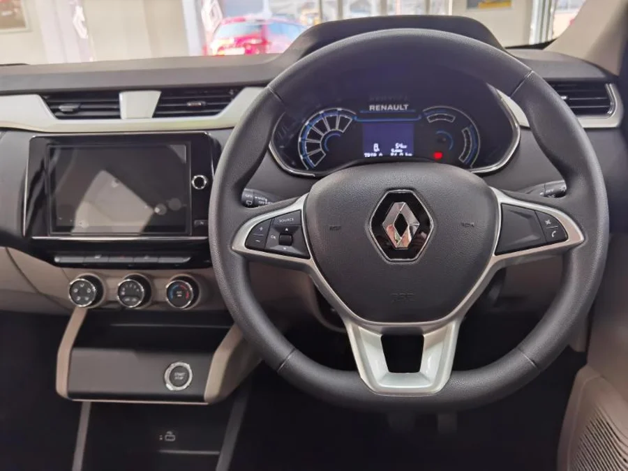 New 2025 Renault Triber 1.0 Prestige auto - AutoCity Group