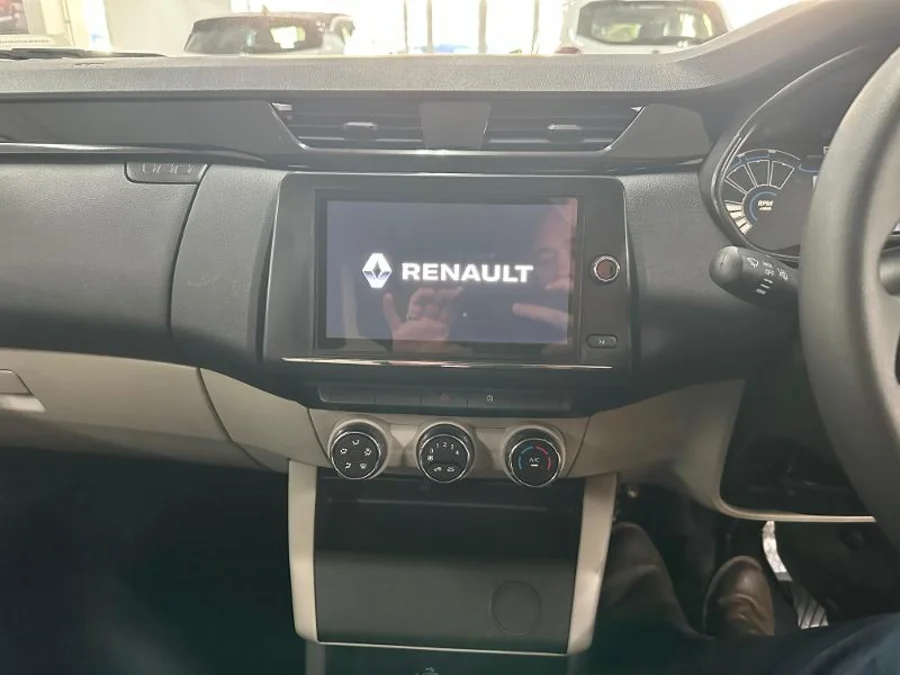 New 2025 Renault Triber 1.0 Dynamique - AutoCity Group New 2025 Renault Triber 1.0 Dynamique - AutoCity Group