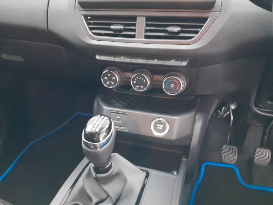 New 2025 Renault Kiger 1.0 Turbo Zen - AutoCity Group New 2025 Renault Kiger 1.0 Turbo Zen - AutoCity Group