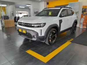 New 2025 Renault Duster 1.3T Intens