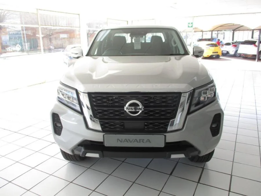 New 2025 Nissan Navara 2.5DDTi double cab LE 4x4 - AutoCity Group