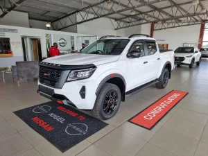 New 2025 Nissan Navara 2.5DDTi double cab Pro-4X 4x4