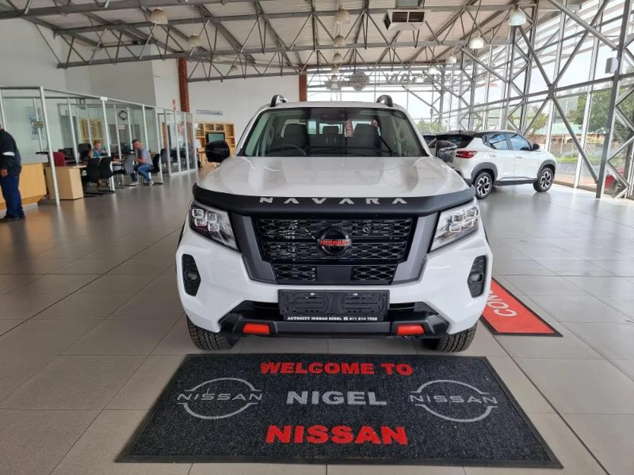 New 2025 Nissan Navara 2.5DDTi double cab Pro-4X 4x4 - AutoCity Group