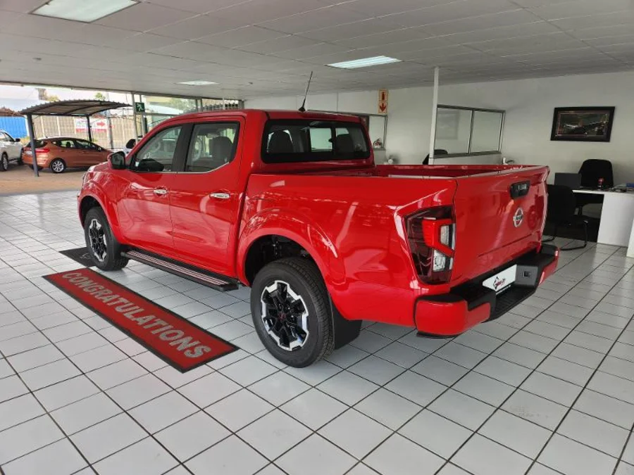 New 2025 Nissan Navara 2.5DDTi double cab LE - AutoCity Group