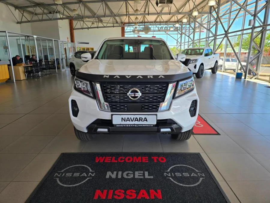 New 2025 Nissan Navara 2.5DDTi double cab LE 4x4 - AutoCity Group
