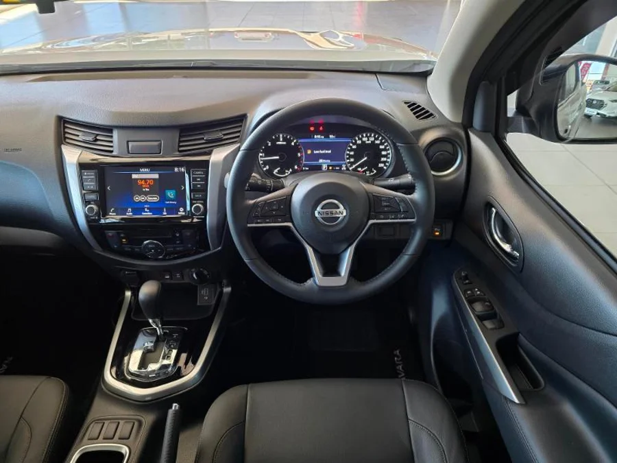 New 2025 Nissan Navara 2.5DDTi double cab LE 4x4 - AutoCity Group