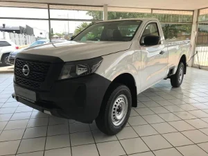 New 2025 Nissan Navara 2.5DDTi single cab SE