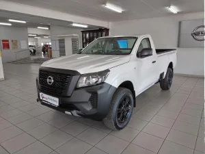 New 2025 Nissan Navara 2.5DDTi single cab XE