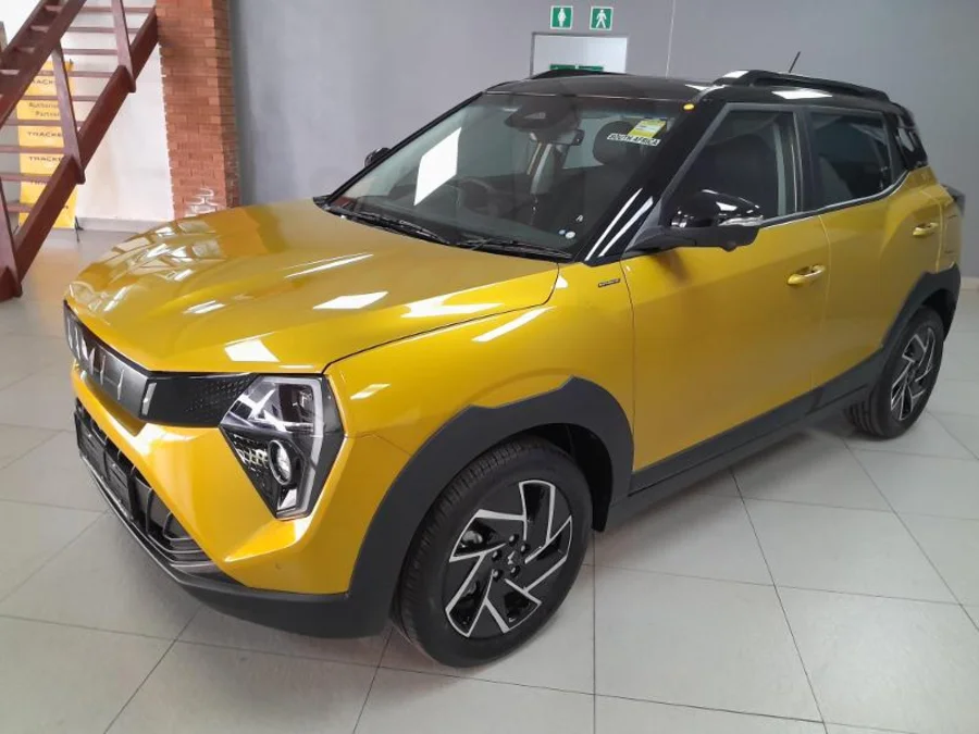 New 2025 Mahindra XUV 3XO 1.2T AX7L - AutoCity Group New 2025 Mahindra XUV 3XO 1.2T AX7L - AutoCity Group