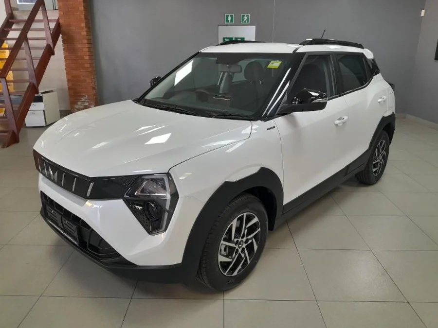 New 2025 Mahindra XUV 3XO 1.2T AX5 manual - AutoCity Group