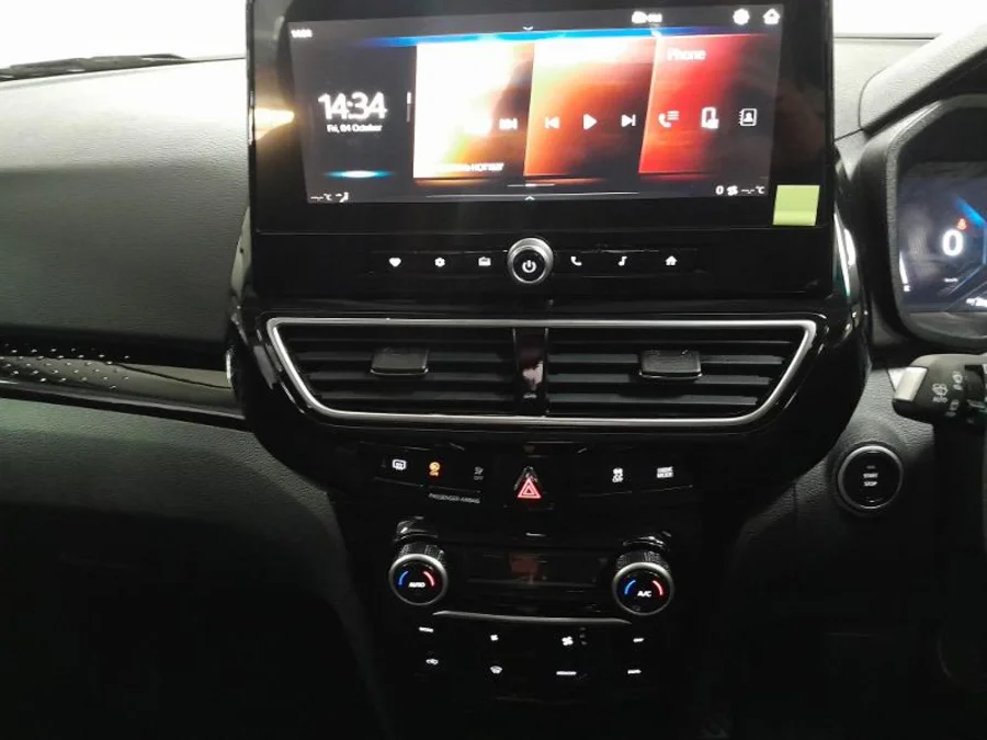 New 2025 Mahindra XUV 3XO 1.2T AX5 manual - AutoCity Group