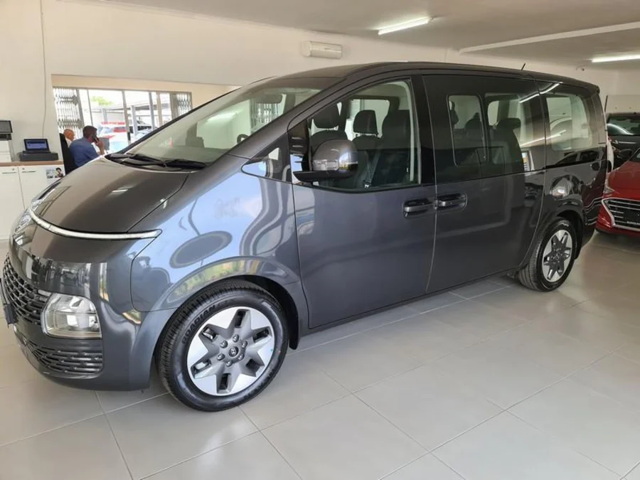 New 2025 Hyundai Staria 2.2D Elite - AutoCity Group New 2025 Hyundai Staria 2.2D Elite - AutoCity Group