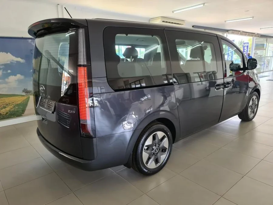 New 2025 Hyundai Staria 2.2D Elite - AutoCity Group New 2025 Hyundai Staria 2.2D Elite - AutoCity Group