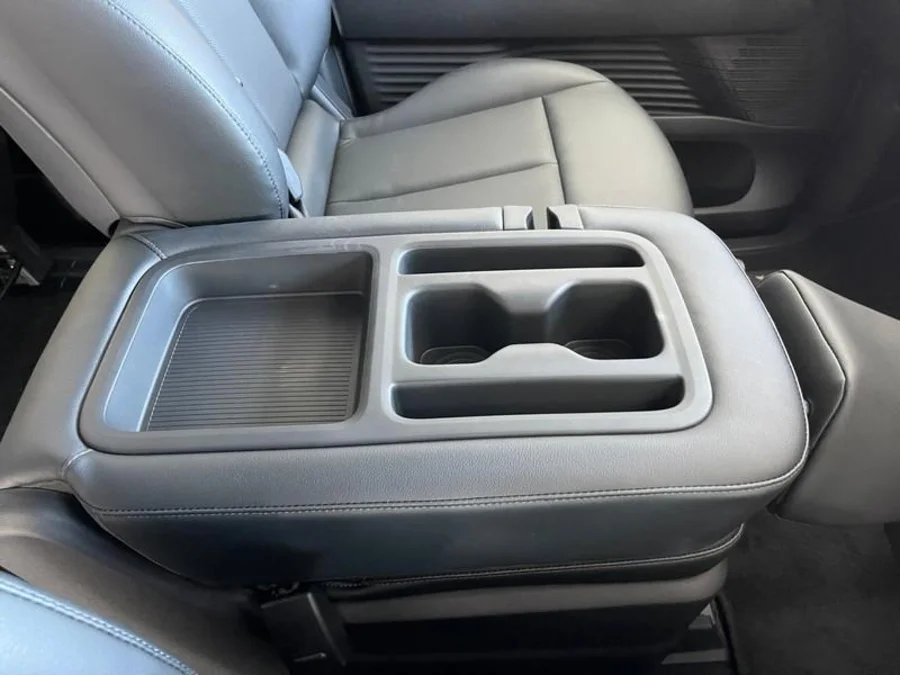 New 2025 Hyundai Staria 2.2D Executive 9-seater - AutoCity Group