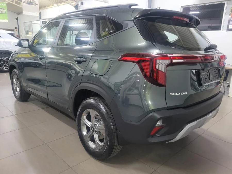 New 2026 Kia Seltos 1.5 LX manual - AutoCity Group