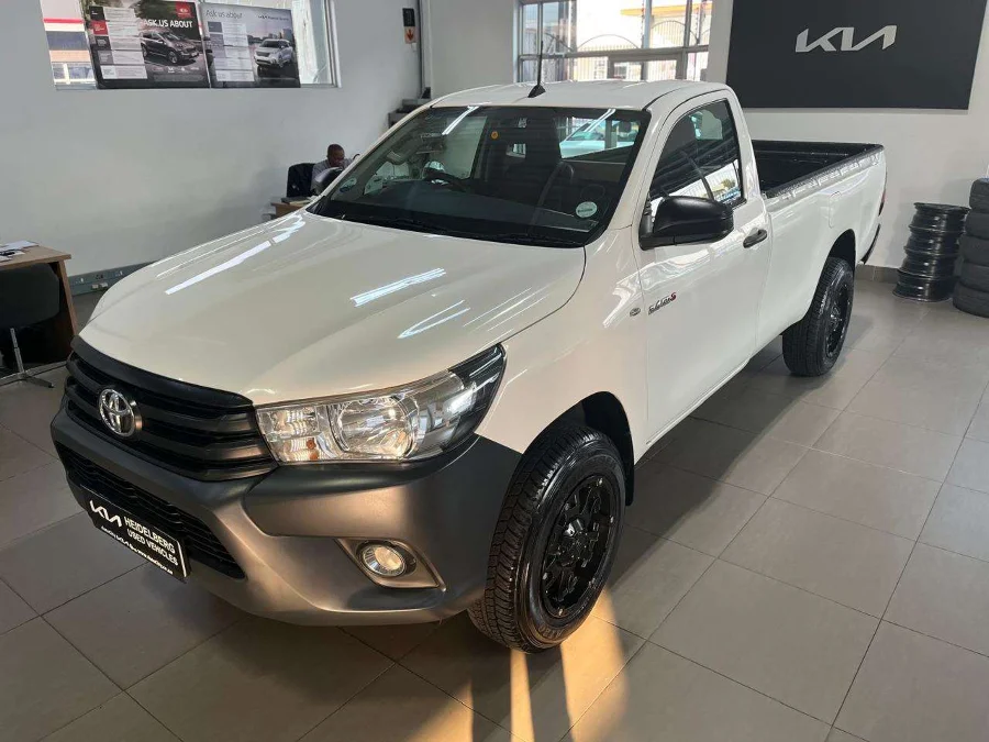 Used 2022 Toyota Hilux 2.4GD-6 single cab SR - AutoCity Group