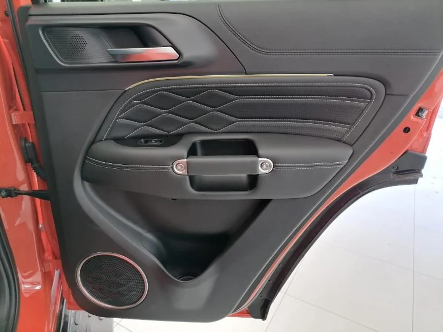 New 2025 GWM Tank 300 2.0T HEV Super Luxury 4WD - AutoCity Group New 2025 GWM Tank 300 2.0T HEV Super Luxury 4WD - AutoCity Group