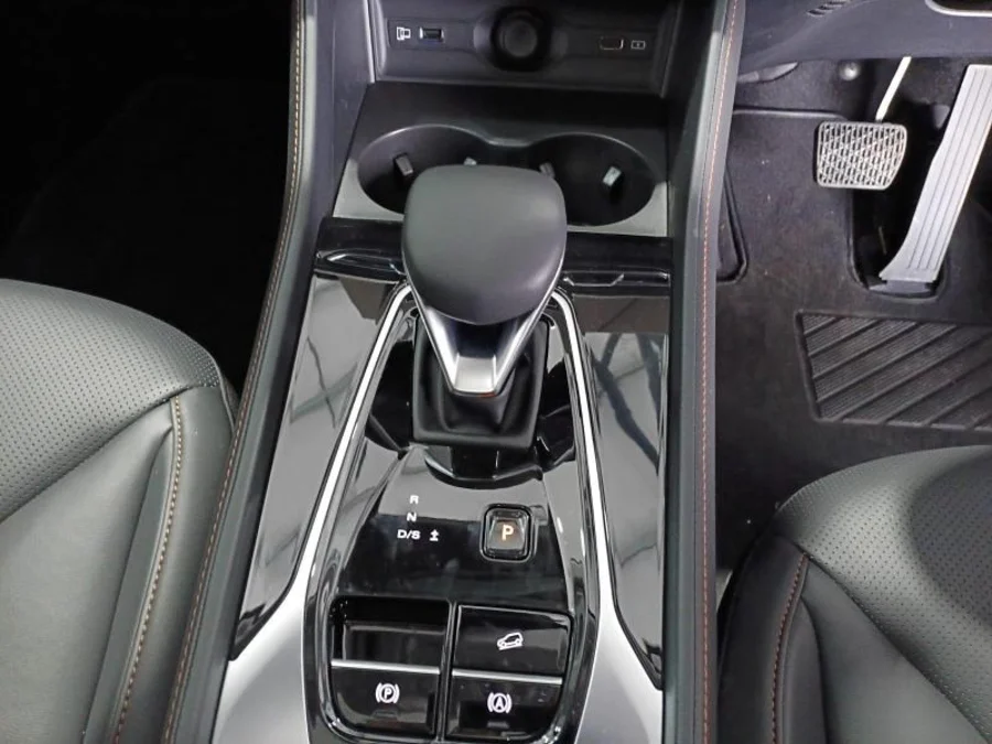 New 2025 MG HS 1.5T Luxury - AutoCity Group New 2025 MG HS 1.5T Luxury - AutoCity Group