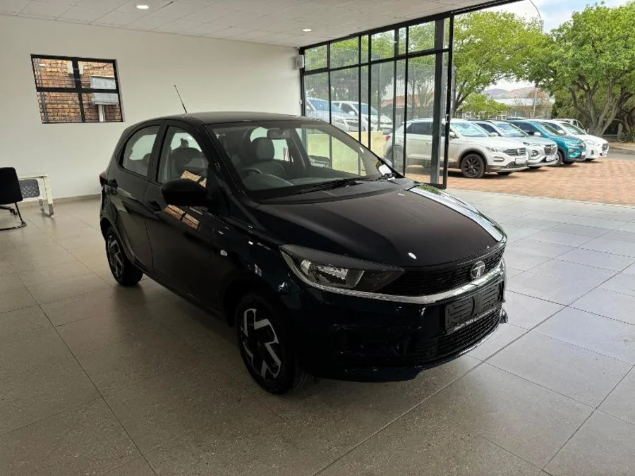 New 2025 Tata Tiago 1.2 XM - AutoCity Group New 2025 Tata Tiago 1.2 XM - AutoCity Group