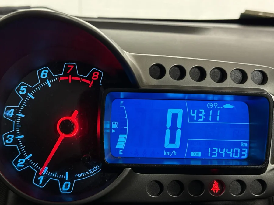 Used 2016 Chevrolet Sonic sedan 1.6 LS - WeBuyCars Midstream