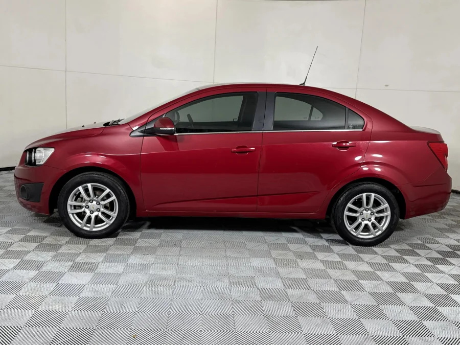 Used 2016 Chevrolet Sonic sedan 1.6 LS - WeBuyCars Midstream