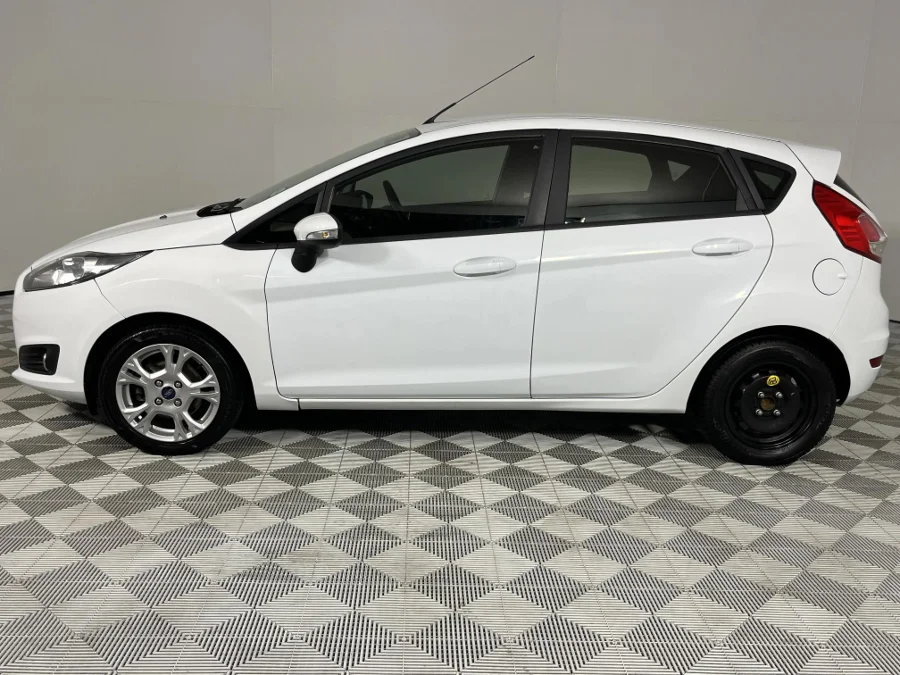 Used 2014 Ford Fiesta 5-door 1.0T Trend auto - WeBuyCars Richmond Used 2014 Ford Fiesta 5-door 1.0T Trend auto - WeBuyCars Richmond