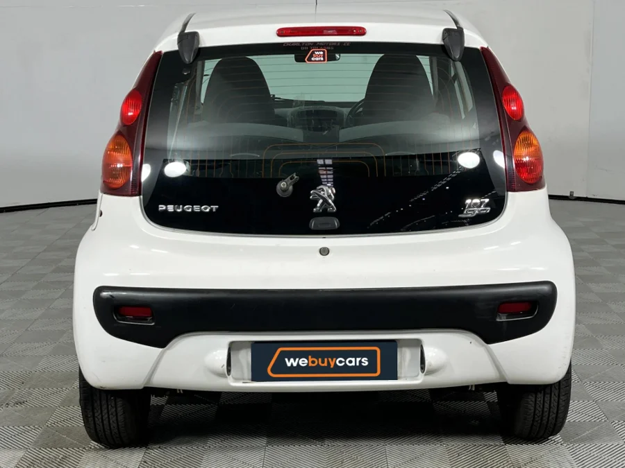 Preloaded Image 17 Preloaded Image 17