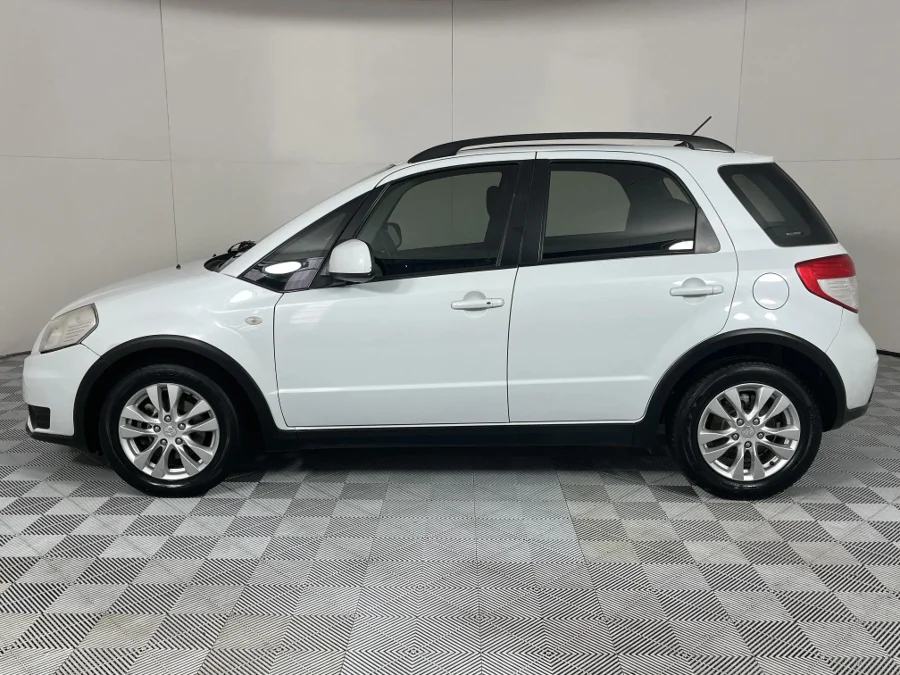 Used 2013 Suzuki SX4 2.0 auto - WeBuyCars Mbombela