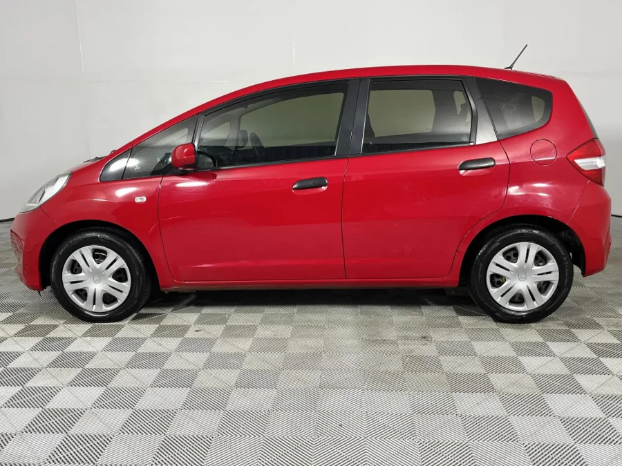 Used 2012 Honda Jazz 1.3 Trend - WeBuyCars Silverlakes Used 2012 Honda Jazz 1.3 Trend - WeBuyCars Silverlakes